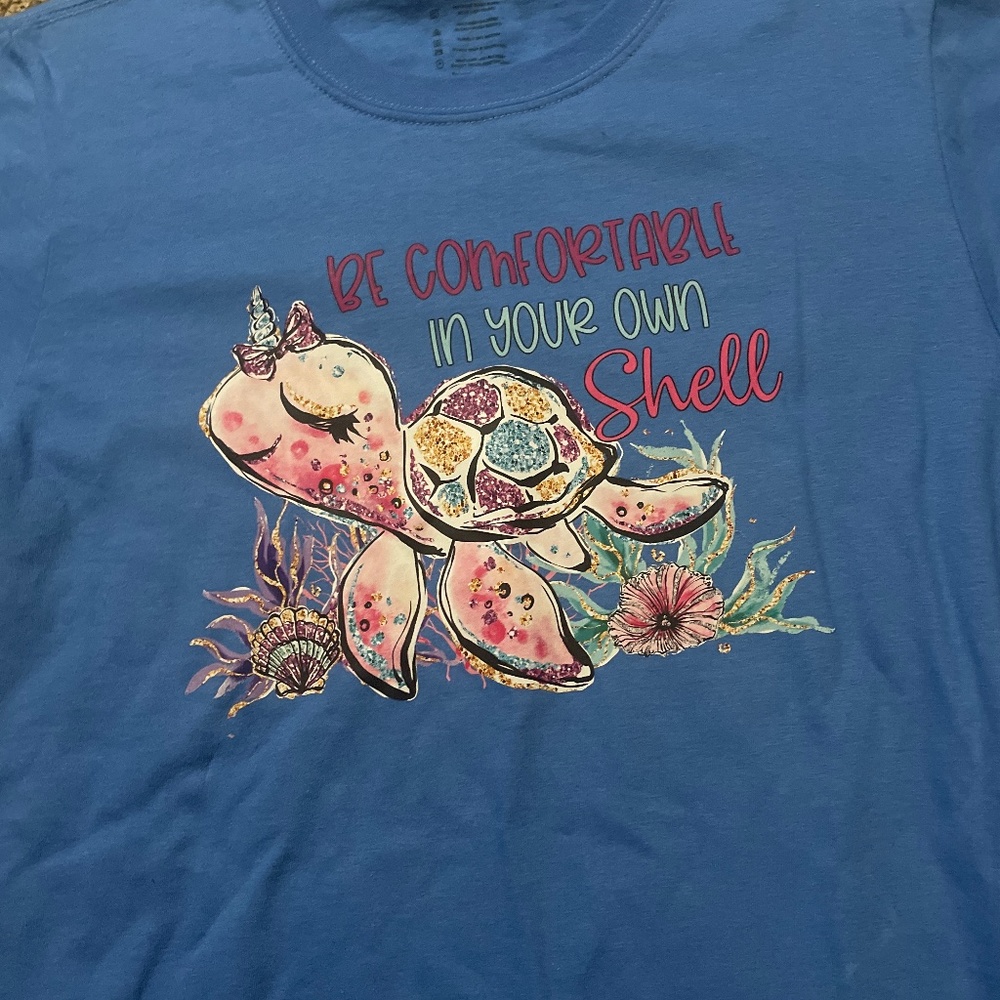 NWOT Woman’s tshirt